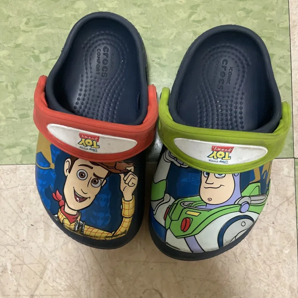 CROCS toddler size